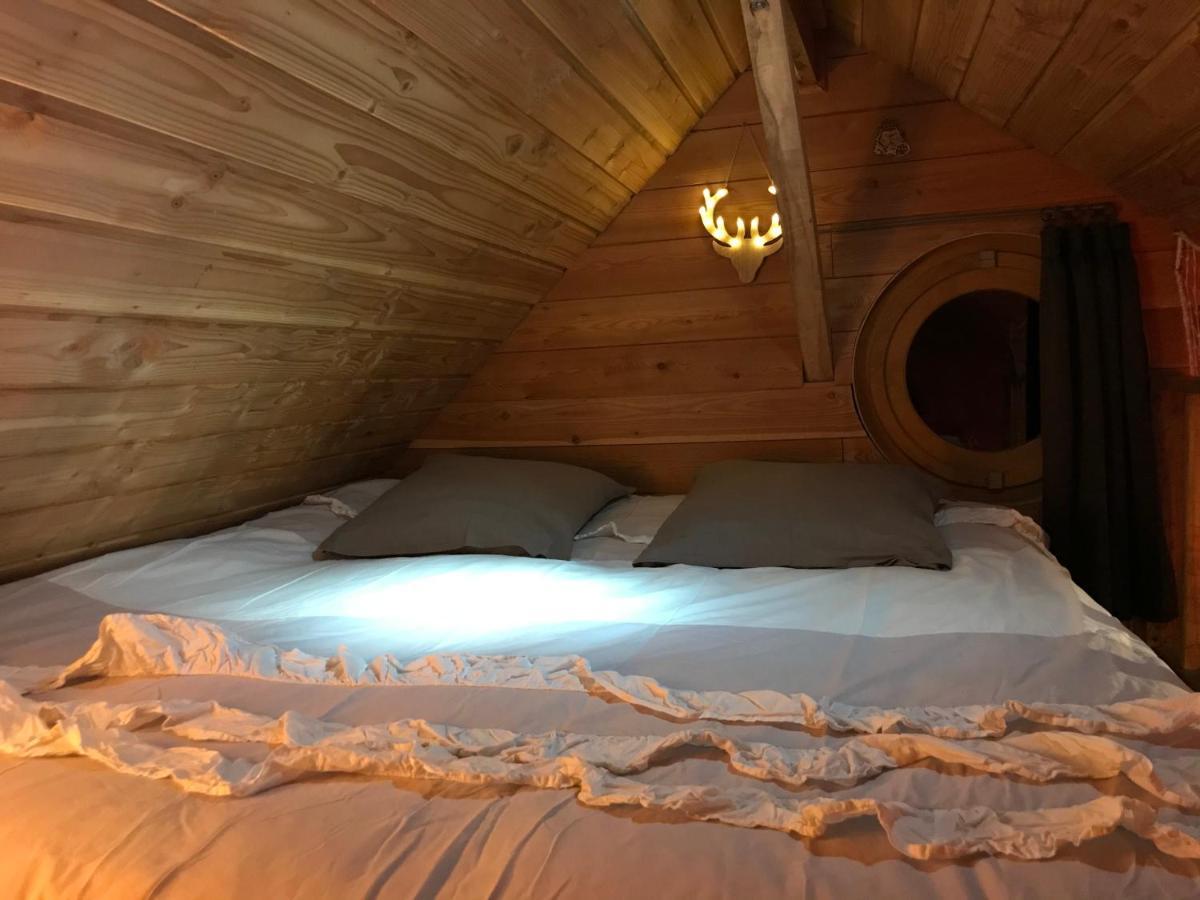 La Cabane Aux Secrets - Au Milieu De Nulle Part Outines Exteriér fotografie