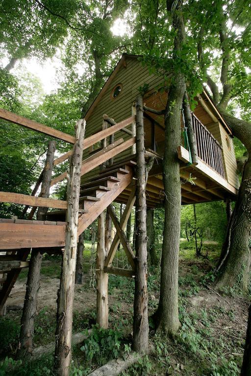 La Cabane Aux Secrets - Au Milieu De Nulle Part Outines Pokoj fotografie
